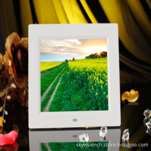 Super Thin 8-inch Digital Picture Frame with SD Card Lock Function